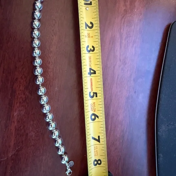 Tiffany & Co Hardware Bead Bracelet in Sterling Silver 10 mm 8.25 length - Picture 8 of 12
